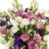 Mix van verse bloemen in losse stijl