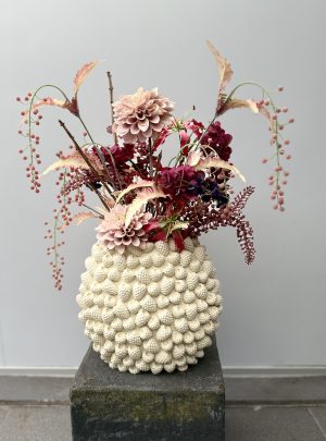 frambozenpot met zijdebloemen groot (kopie)